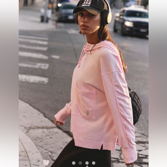 NWT free people Hot Shot Hooded Layer in Powder Pink Size: L - Picture 2 of 5